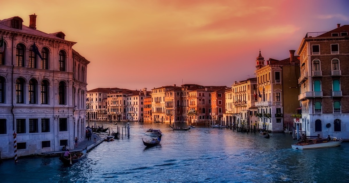 small removals collections in venice